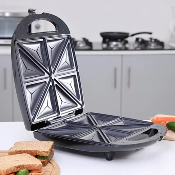 Geepas 1100W 4 Slice Sandwich Maker