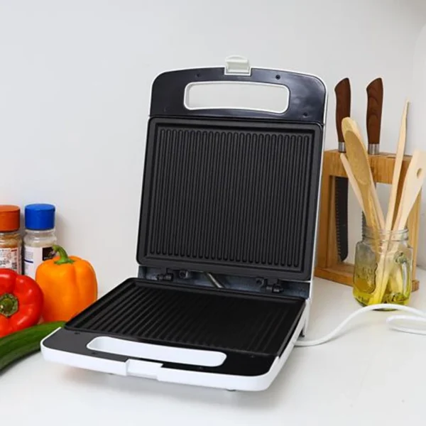 Geepas 4 Slices Grill Toaster