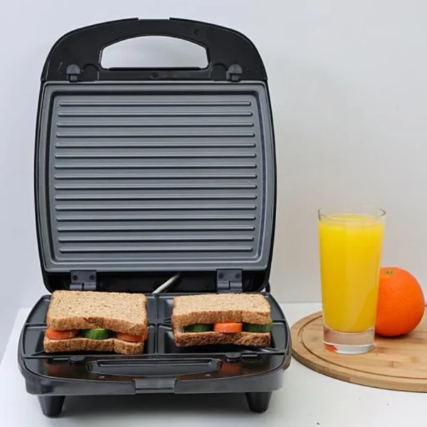 Geepas 920W 4 Slice Sandwich Maker