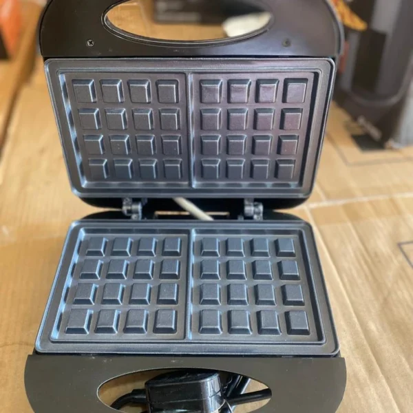 Electro Master 2 Slice 1000W Waffle Maker